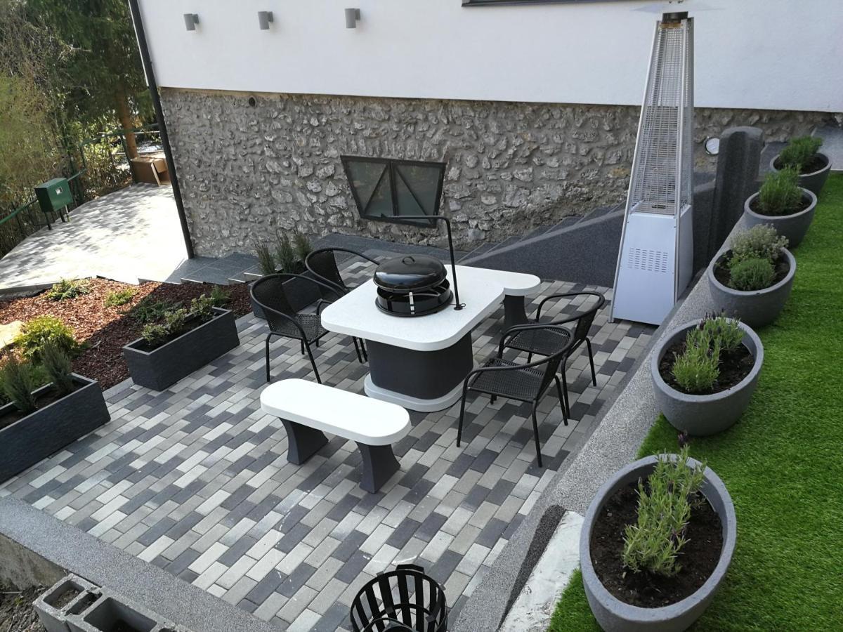 Aqua Solar Apartmanhaz Мишкольц Экстерьер фото