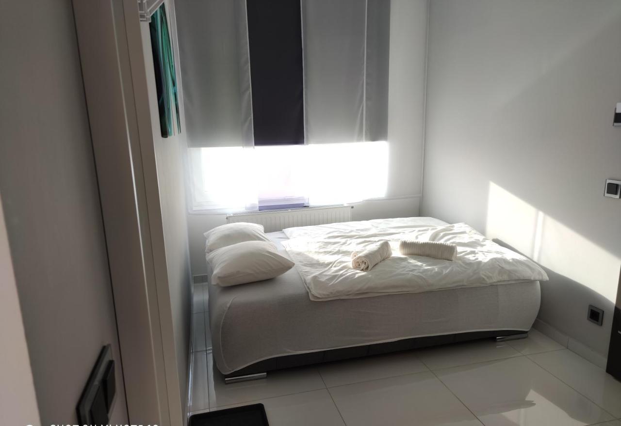 Aqua Solar Apartmanhaz Мишкольц Экстерьер фото