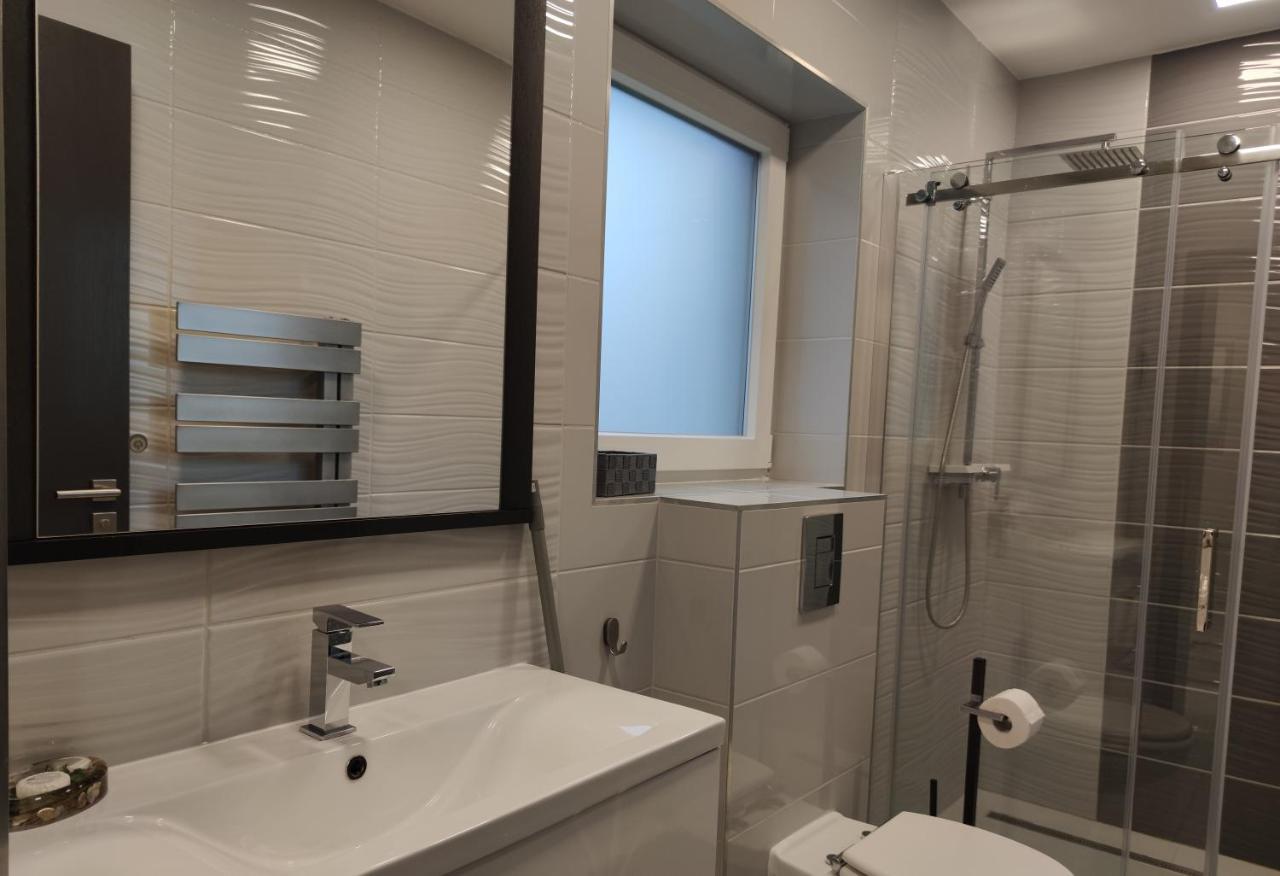 Aqua Solar Apartmanhaz Мишкольц Экстерьер фото