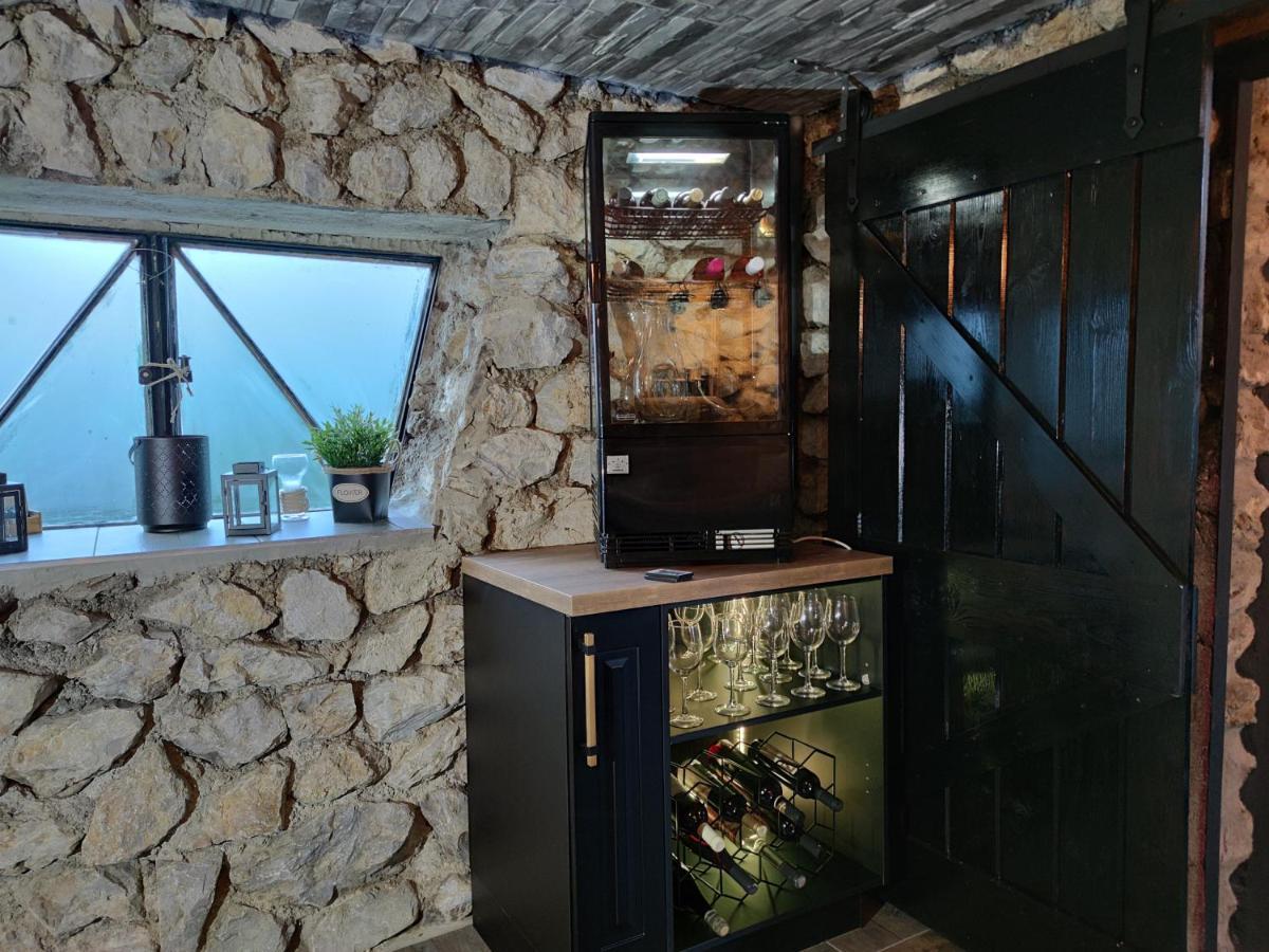 Aqua Solar Apartmanhaz Мишкольц Экстерьер фото